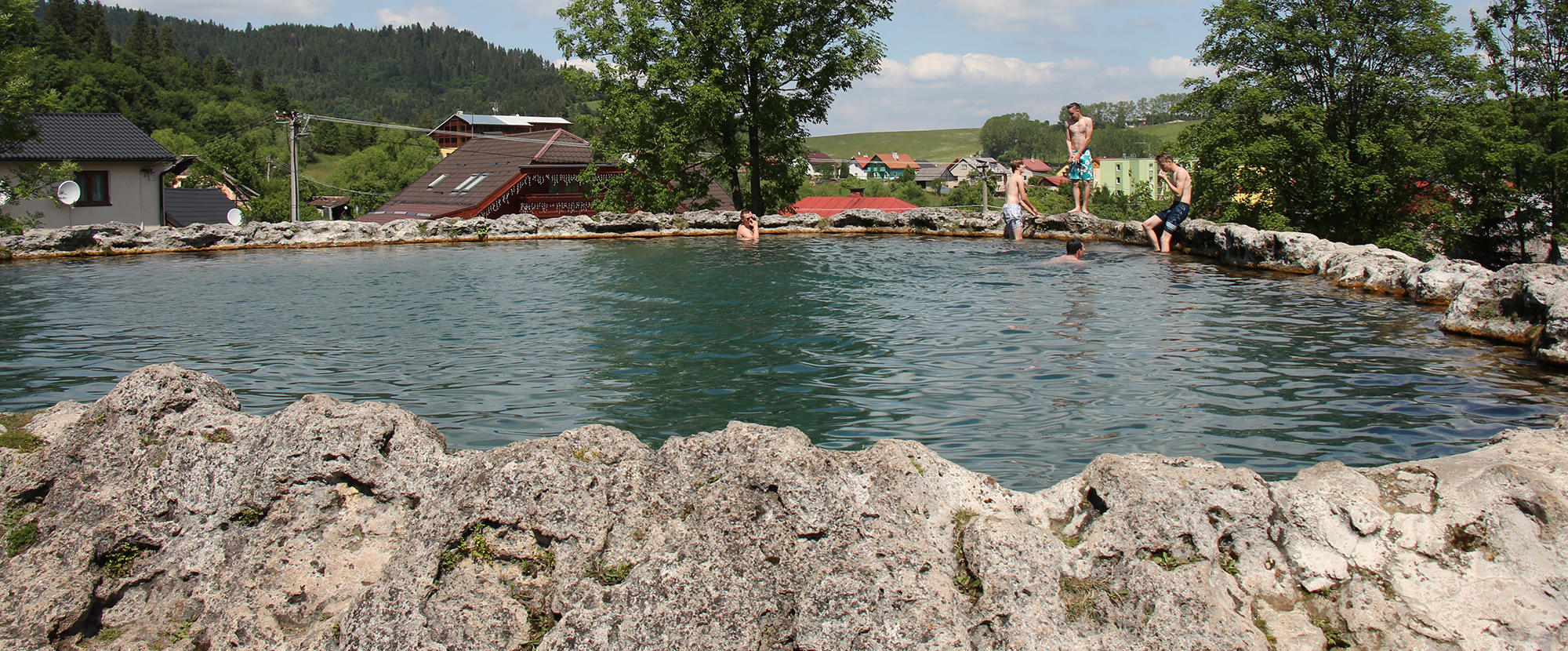 Озеро Кратер, многовековая история и эффективное лечение — курорт Вышне Ружбахи
